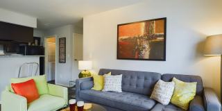 Lakeshore Apartments Gallery 25