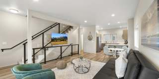 906 21st Street Gallery 1