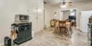 791 N Clinton Street Gallery 7