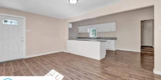 533 Leath Street Gallery 8