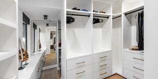 2200 The Strand Gallery 35