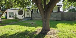 906 Debus Drive Gallery 1