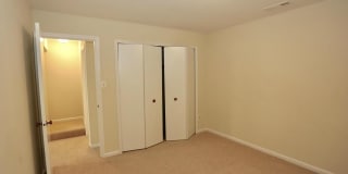2215 N SOMERSET Street Gallery 21