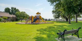 Brookwood Apartments Gallery 11