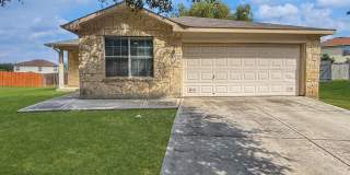 Elegant 3-bedroom, 2-bath single-story home located near FT Sam and Randolph AFB! Gallery 1