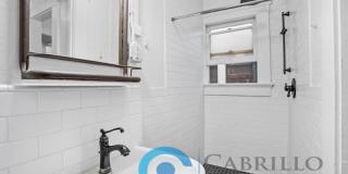 2261 4th Avenue Gallery 12