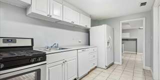 3914 Erdman Avenue - 1 Gallery 2