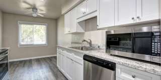 5400-5402 Folsom Blvd Gallery 24