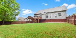 Dog Friendly Three Bedroom with Bonus! Gallery 29