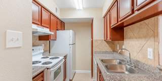 Falls of Braeburn Apartments Gallery 3