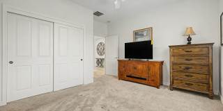 Stunning upgraded Solera At Anthem Home with Spa in back yard! Gallery 24