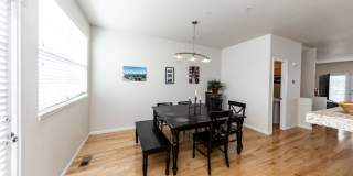 Downtown 3 Bedroom Townhome with 2 Car Garage Gallery 37