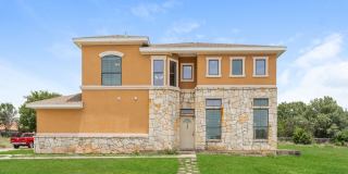 Amazing home ready to move in! Gallery 1