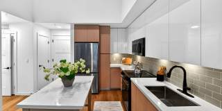 Manor Biscayne Gallery 8