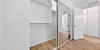 351 S. Manhattan Pl. Gallery 38