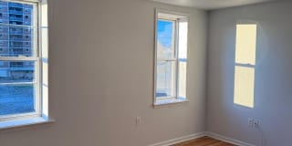 2427 N 10TH Street Gallery 7