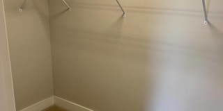 Flats on Fourth Gallery 14