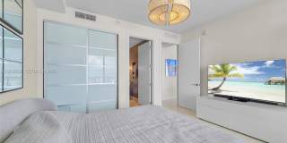 9705 Collins Avenue Gallery 13