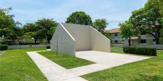 717 Gardens Dr Gallery 35