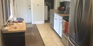 Charming 2BR/1.5BA Townhome with Attached Garage in Hampden, MD! Gallery 5