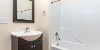 Midtown Apartments Gallery 8