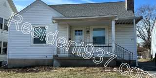 Updated 3 Bed 1 bath Home Gallery 1