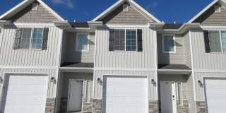 Move-In Discount - Newer Town home living in the heart of Cedar City! Gallery 1