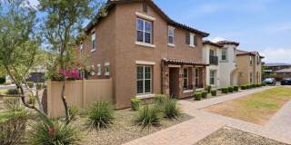 Beautiful Spacious Home Gallery 1