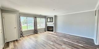 Modern Condo with Fireplace, Garage & Community Pool Modern Condo with Fireplace, Garage & Community Pool Gallery 12