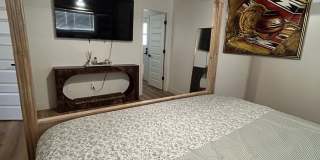 Furnished Rental! Gallery 17