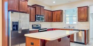 Spacious 4-Bedroom Townhome in Harmony – A Perfect Blend of Nature & Comfort! Gallery 10