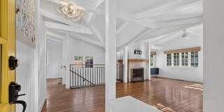 10421 Hebron Lane Gallery 1