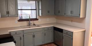 Union Schools-Peters Elementary, 4 bedroom, 2 bath, 2 car garage. Gallery 21