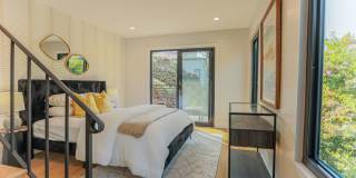 30+ Day Fully Stylishly furnished & Tastefully designed Newport Beach Vacation Rental Gallery 8