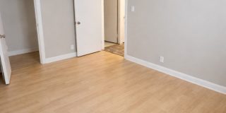 1947 Grand Ave Gallery 5