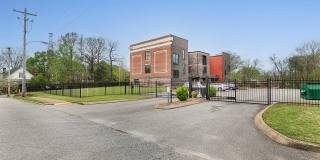 217 East Deaderick Street Gallery 1