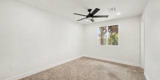3701 E Ludlow Dr Gallery 39