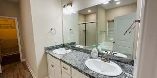 Spacious 3BR Home Near UT Hospital & Downtown Knoxville Gallery 7