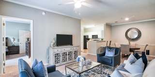 Cypress Lake Apartments Gallery 7