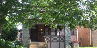 7 Bedroom 3 bath House. Gallery 1