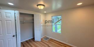 4816 Massachusetts St Gallery 11