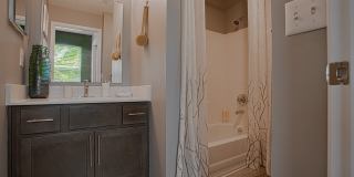 Island Club Gallery 18