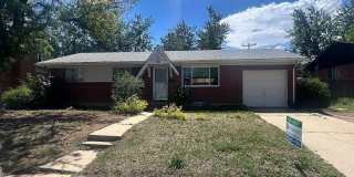 Spacious 4 Bed Home in South Boulder Near CU & Trails Spacious 4 Bed Home in South Boulder Near CU & Trails Gallery 1