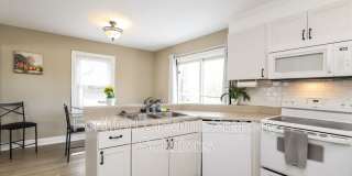 2203 Maywood St. Gallery 8