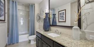 The Kelton at Clearfork Apartments Gallery 13