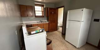 24 Euclid Ave Gallery 1