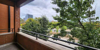 Breathtaking, 2-Bedroom, 2-Bath Condo Near Medical District Gallery 7