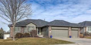 5 Bedrooms with an in ground pool! Gallery 1