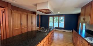 320 Sunset Dr Gallery 6