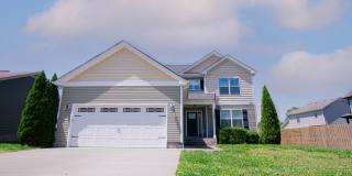 Pet Friendly Three Bedroom! Gallery 1